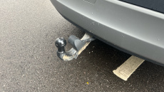 Land Rover Discovery 3.0 SD6 HSE Luxury 5dr Auto Diesel Station Wagon